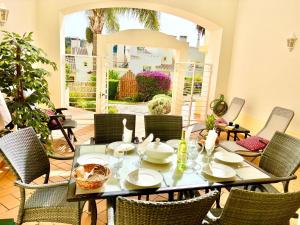 Holiday Home mit beheiztem Pool by Interhome