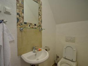 Holiday Home Istrien Traditionelles Steinhaus 3 by Interhome