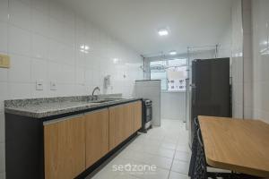 Apto 2 Quartos a 160m da Praia EWH0404