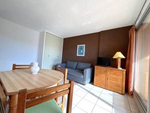 Appartement familial avec terrasse près de la plage - FR-1-251-918