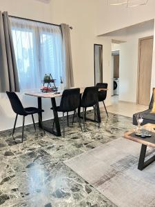 Apartment Madlen No 1 with Mountain and Sea Views