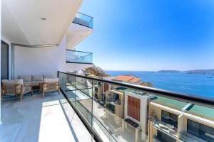 3073 - Paradise Cove 2B Organo