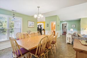 4620 - Flip Flop Inn