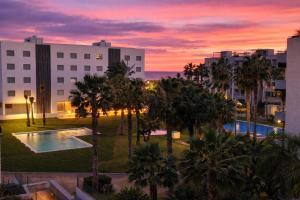 Planta baja en Nova Torredembarra con 3 piscinas