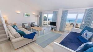 Apt 16 Seaviews Slps 5 Indoor Heated Pool