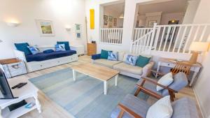 Apt 16 Seaviews Slps 5 Indoor Heated Pool
