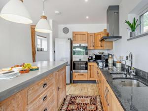 4 Bed in Montgomery oc-91498