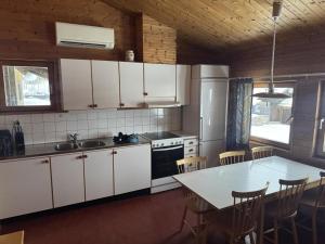 Skutstuga 4 - Gruvbacken Huså