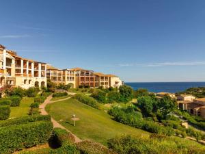 Duplex à Cap Esterel avec terrasse, solarium et parking inclus - FR-1-504-418