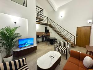 Exclusive Stay in Candolim - 2BHK Chic Duplex Apartment for Families and Groups