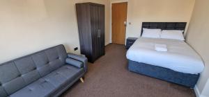 SELF CHECK-IN PENTHOUSE APARTMENT in HALIFAX CENTRE