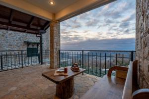 Petritis Cozy Mountain Retreat with Stunning Views By Greece Apartments