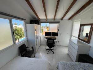 Guardamar - 3 Bedroom House - 10 mins walk to beach