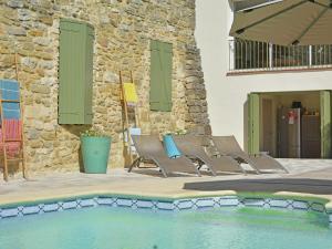 Villas Quaint Villa in Castelnau Valence with Private Pool : photos des chambres