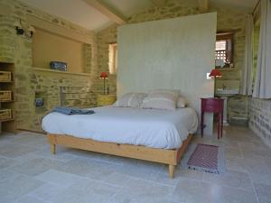 Villas Quaint Villa in Castelnau Valence with Private Pool : photos des chambres