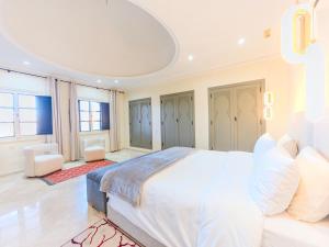 Luxurious and Elegant Villa in Marrakech-River Palm