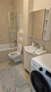 Apartament cu balcon si design minimalist