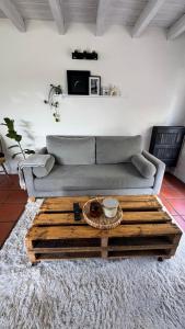 Cabaña soñada con costa de río