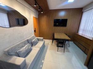 Apto 2 Quartos Premium Blue Life 1 Próximo à UniEvangélica e Hospitais