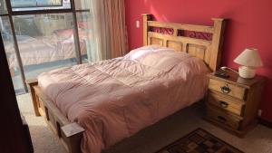 Muy cerca, a pasos de la Embajada de EEUU