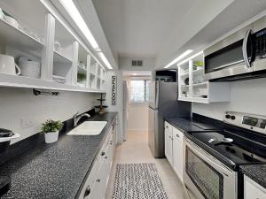 Treetops 5902 Pedals and Palmettos