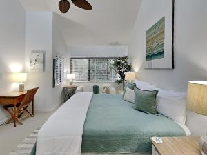 Treetops 5902 Pedals and Palmettos