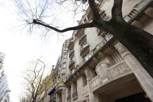 2BR - Sleep 7 - Trocadero Area - Modern & Spacious