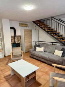 Apartman Violeta Rakalj u mirnoj ulici sa parkingom