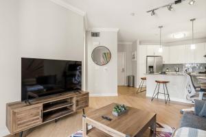 Central Irvine 1BR w Work Setup by Anyplace - 11753