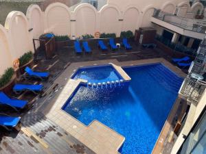 Koyo Suite - Modern Apartment with Parking and Swimming Pool for 6p