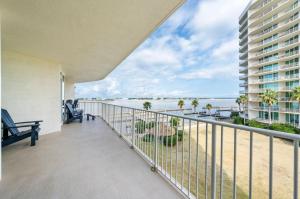 Caribe 308B by Youngs Suncoast