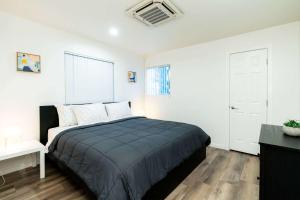 Foothills LA family friendly house