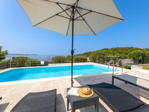 Holiday Home Ria with heated pool by Interhome