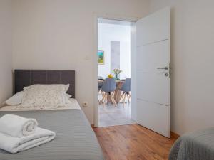 Apartment Sea&Mount-1 by Interhome