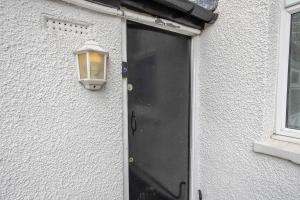 Modern 1BR - 10 Min Walk to Gravesend Station