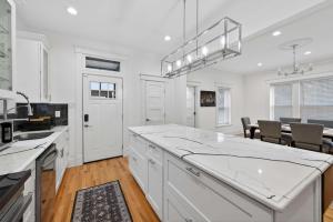 Cozy Central West End Home Near Downtown STL ABODEbucks