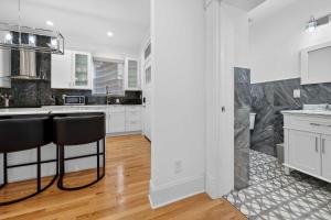 Cozy Central West End Home Near Downtown STL ABODEbucks