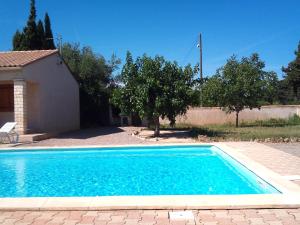 Maisons de vacances Beautiful Holiday Home Near Centre Private Pool Private Garden Roofed Terrace : photos des chambres