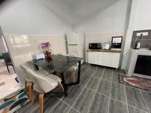 De Bayu Homestay