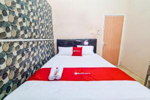 RedDoorz Syariah near Terminal Induk Banjarnegara