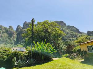 Portal Azahualco Bungalow 2 close to the mountain