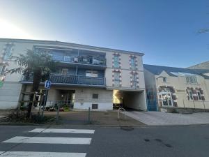 Location Vacances Saint-Jean-de-Monts: T2 Centre-Ville, Proche Plage et Commerces - FR-1-777-9