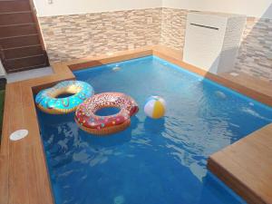 Casa familiar con piscina