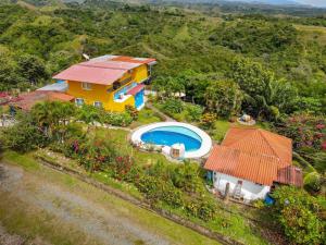 Las Colinas de El Valle