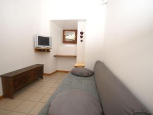 Apartment in Riquewihr near Vineyards