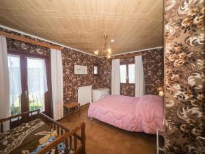 Maisons de vacances Quaint Holiday Home In Girmont Val d Ajol with Terrace : photos des chambres