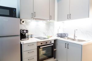 Studio 4 Kalamata - Bright Escape in the Centre