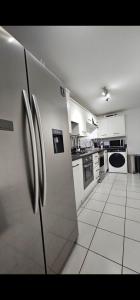 Modern house with garden and free parking