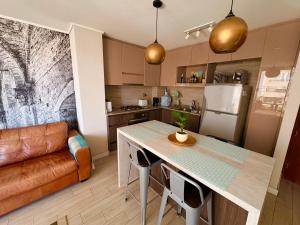 Hermoso Depto Quillota 1 D 1 B céntrico con estacionamiento