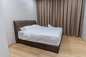 KT Seaview City Suite